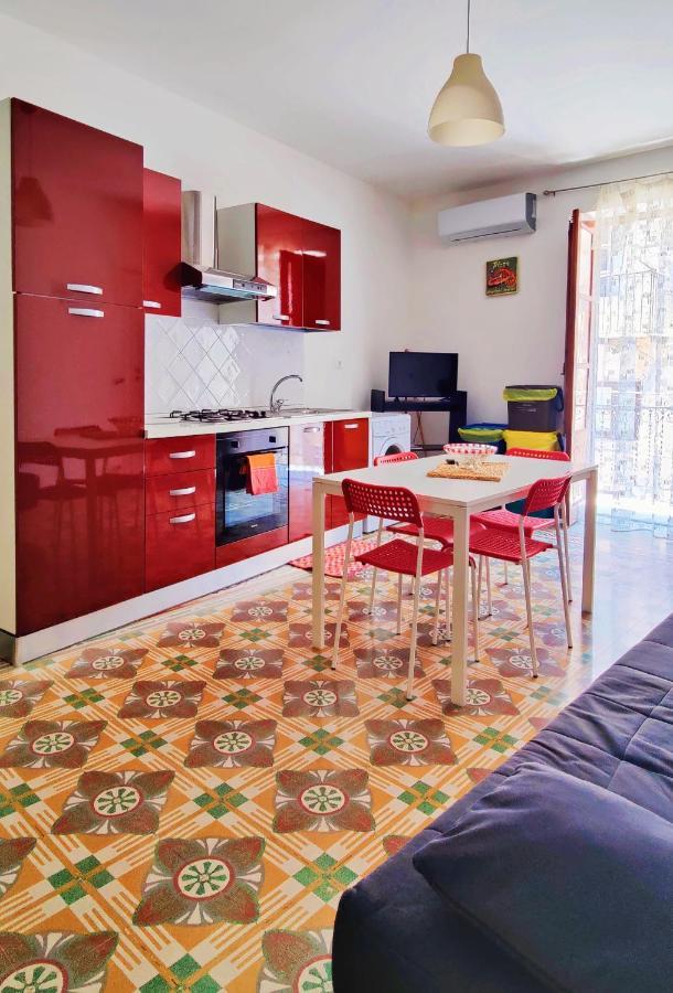 Gurgiolo New Apartment Trabia Buitenkant foto